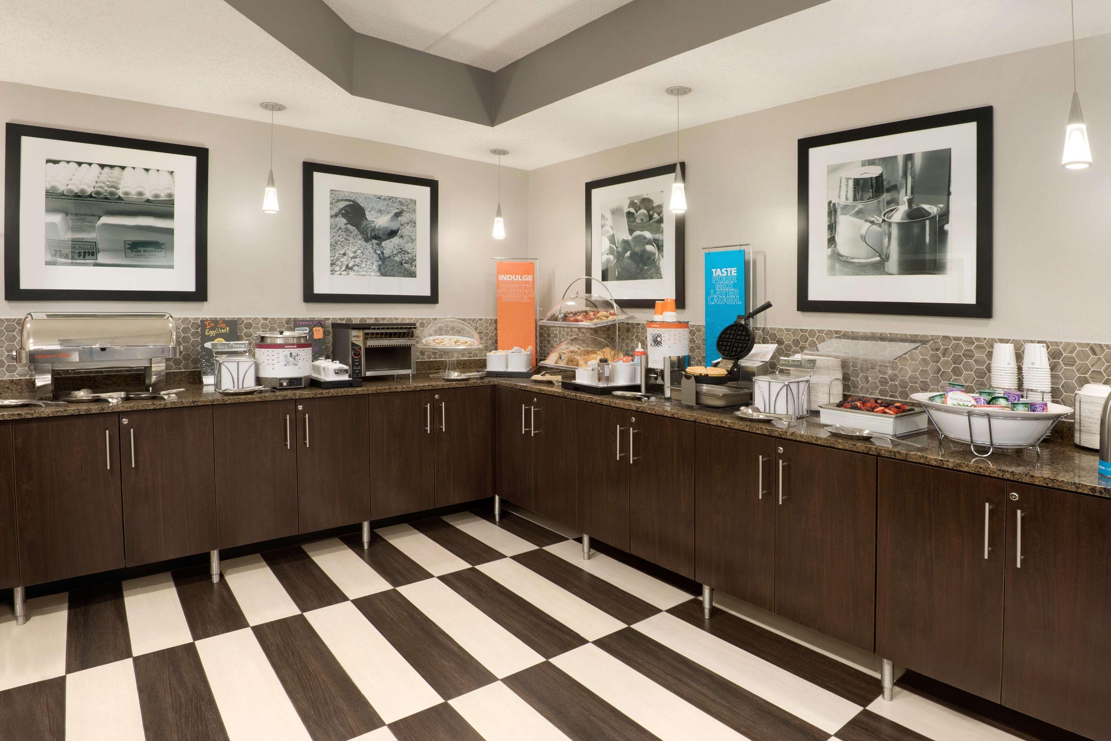 Hampton Inn Appleton-Fox River Mall Area Exteriör bild