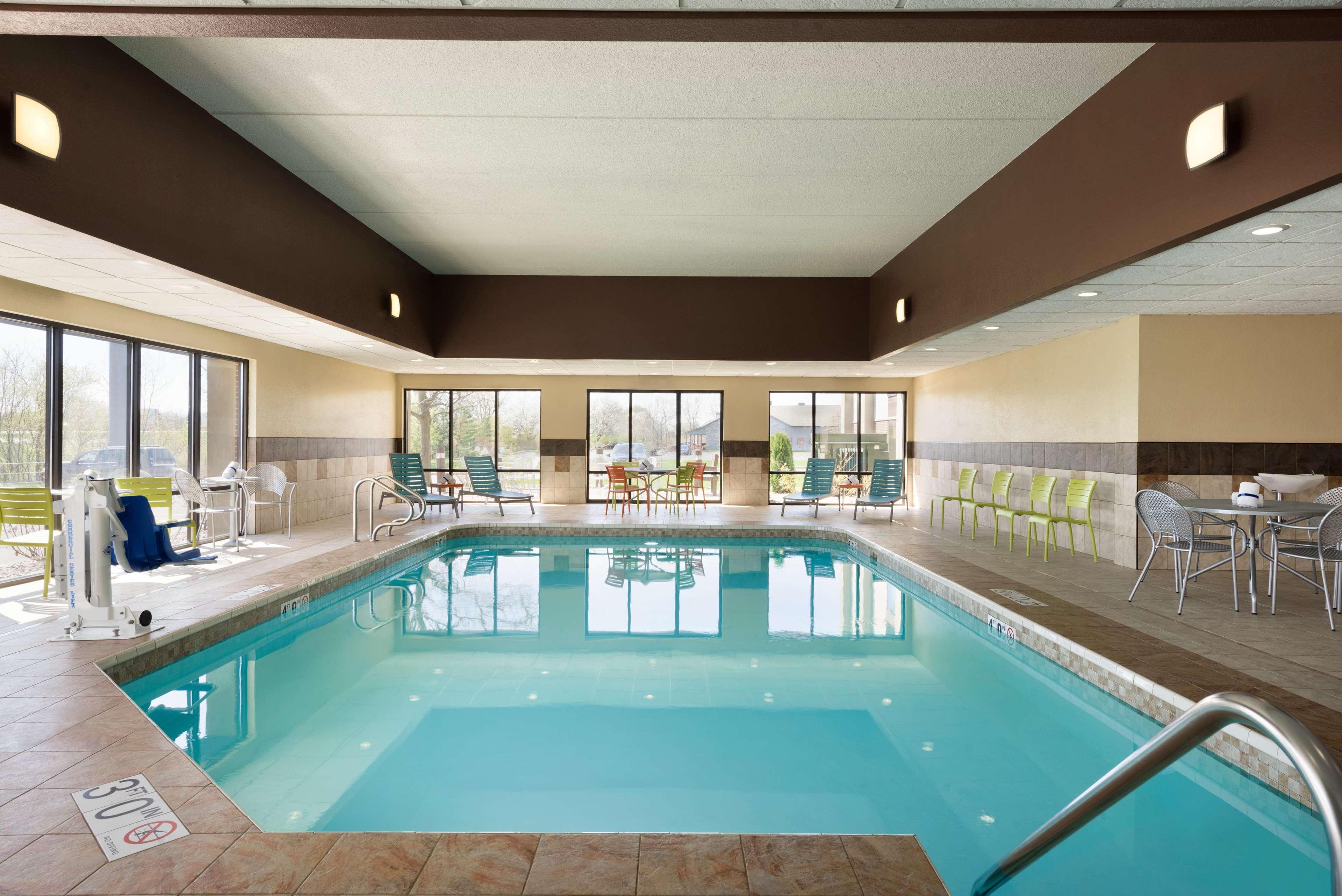 Hampton Inn Appleton-Fox River Mall Area Exteriör bild