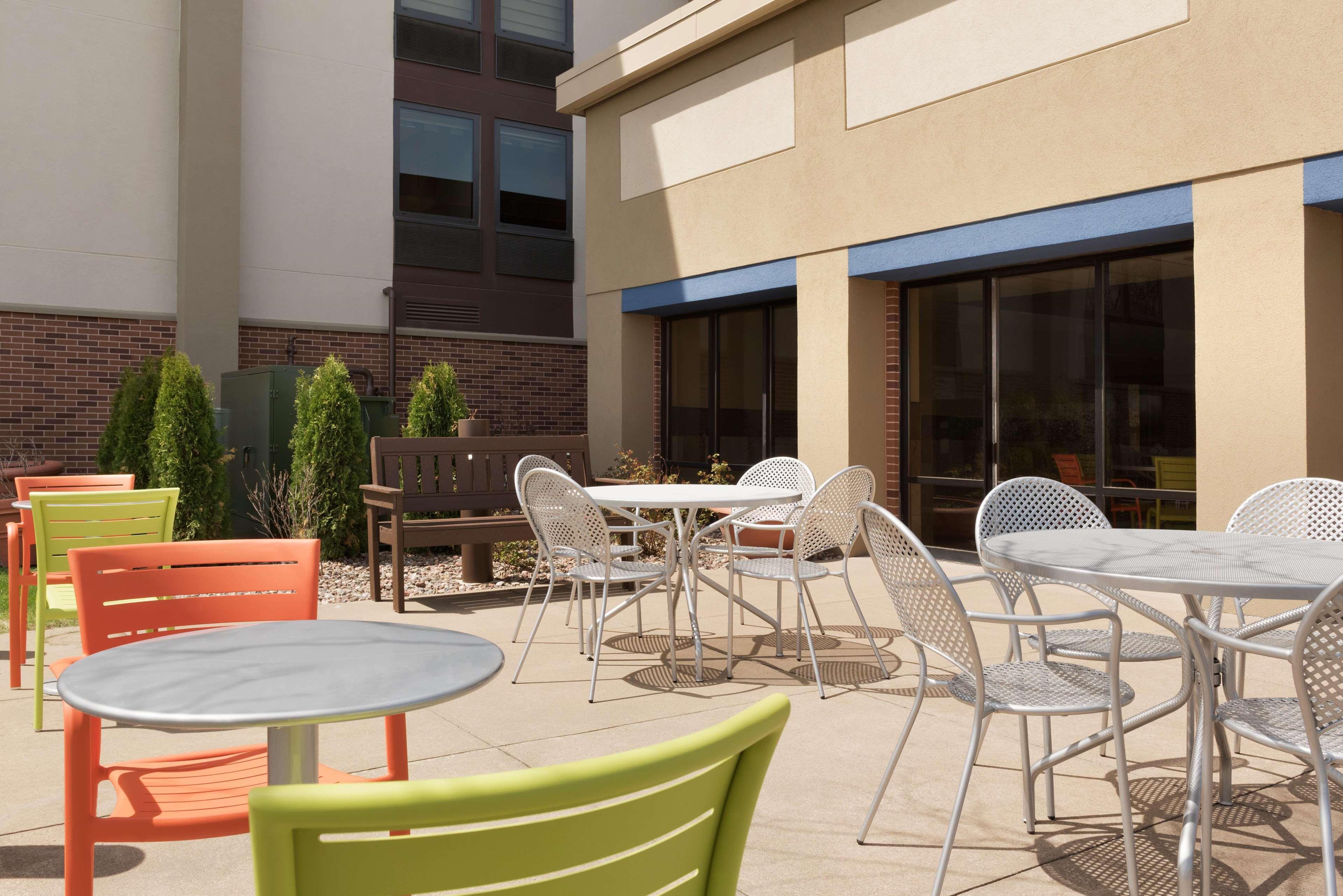 Hampton Inn Appleton-Fox River Mall Area Exteriör bild