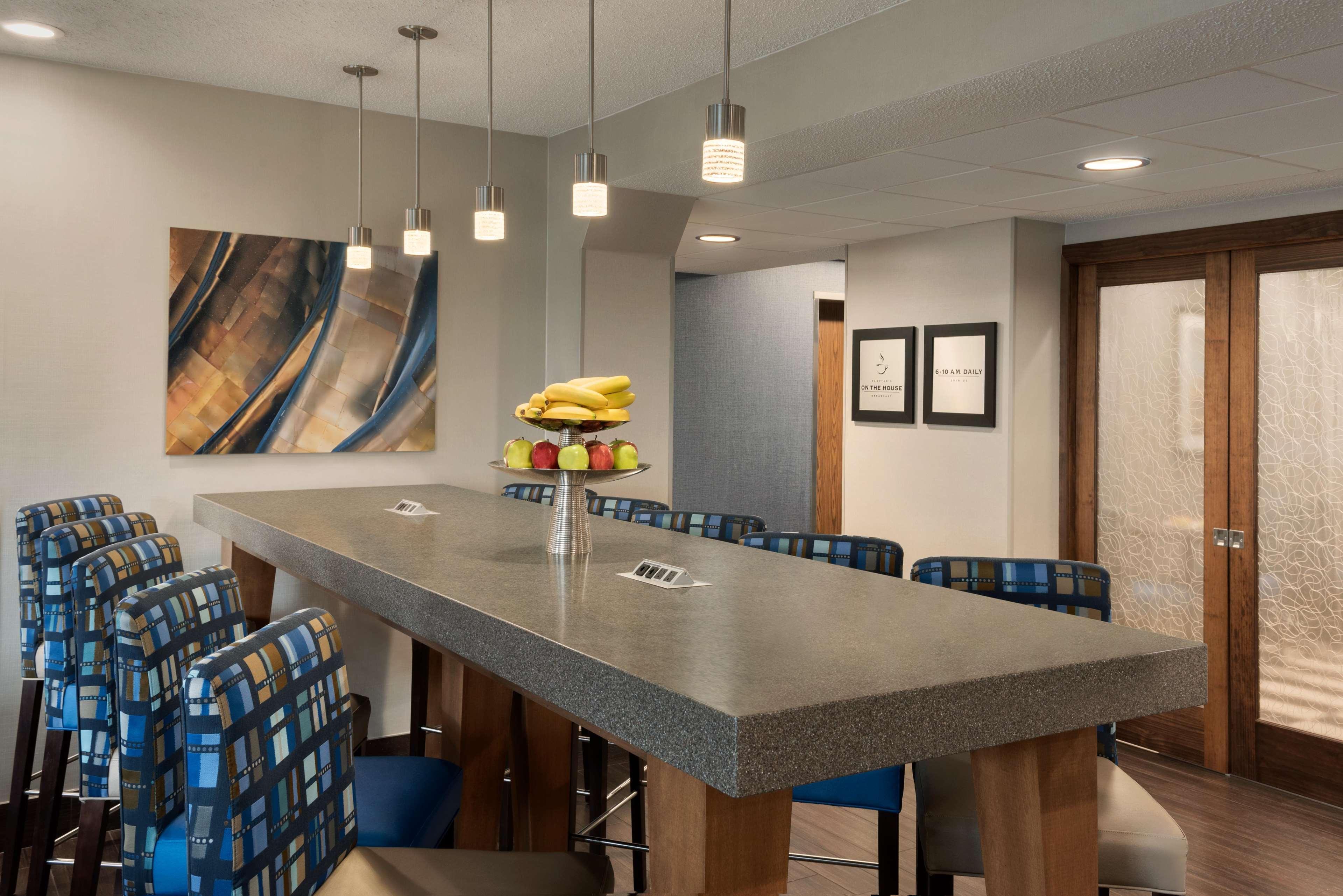 Hampton Inn Appleton-Fox River Mall Area Exteriör bild