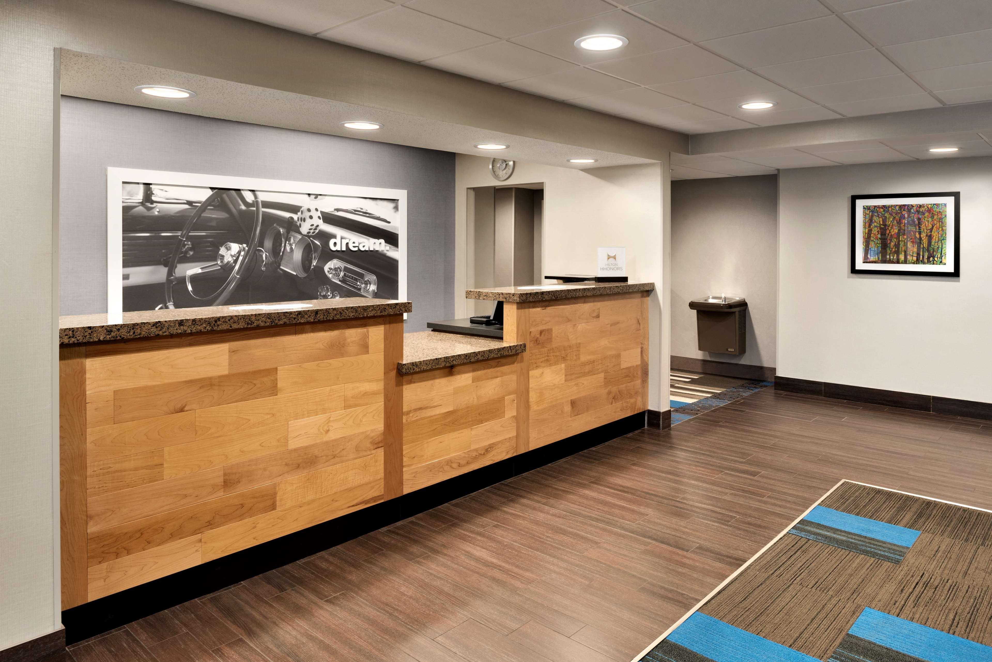 Hampton Inn Appleton-Fox River Mall Area Exteriör bild