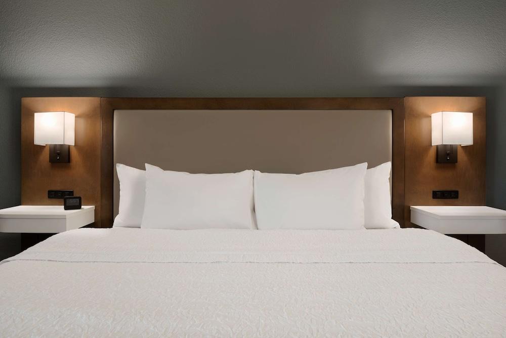 Hampton Inn Appleton-Fox River Mall Area Exteriör bild