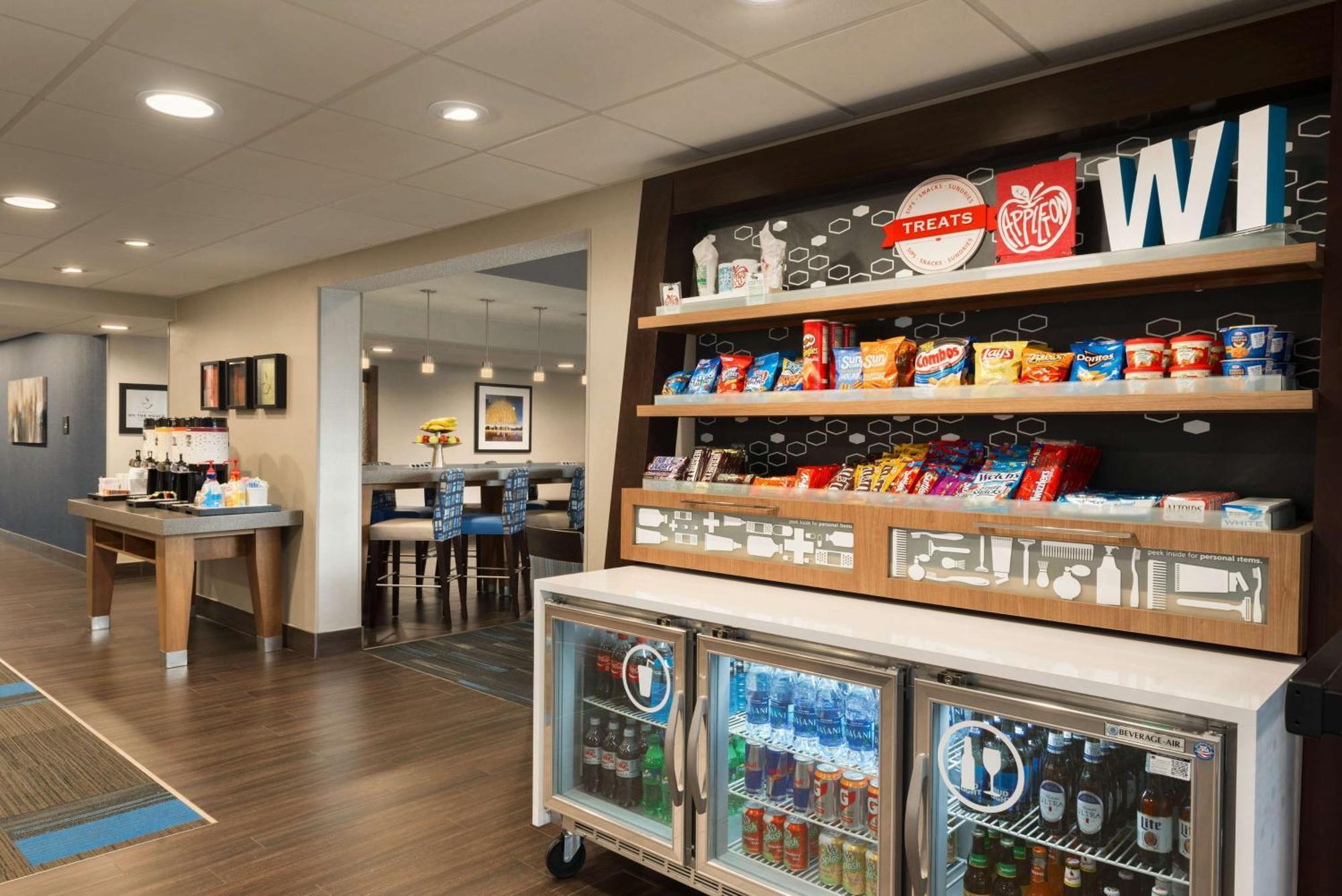 Hampton Inn Appleton-Fox River Mall Area Exteriör bild