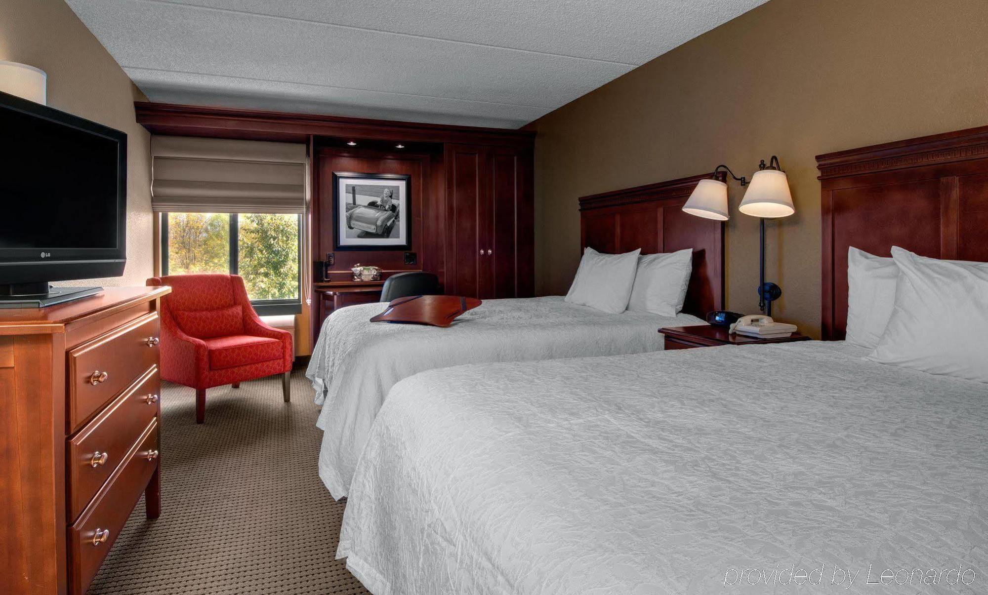 Hampton Inn Appleton-Fox River Mall Area Exteriör bild